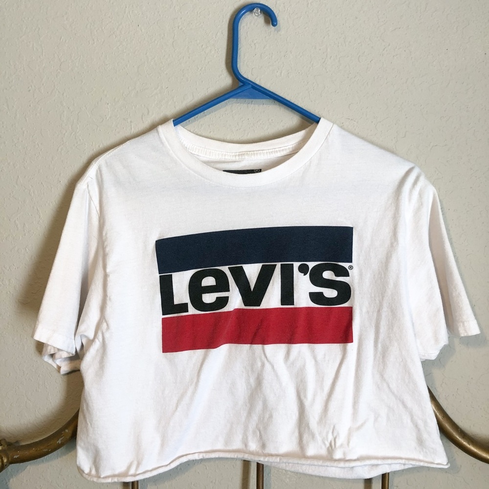 Levi’s Crop Top